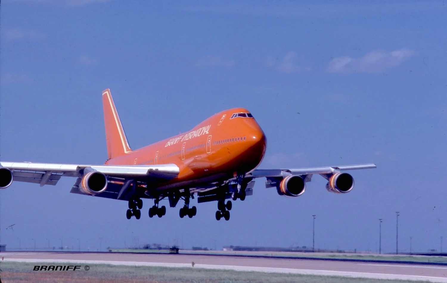 ブラニフ航空　ヘルパ アレキサンダー・ジラルド　エミリオ・プッチ　アリタリア ブラニフ航空 ヘルパ アレキサンダー・ジラルド エミリオ・プッチ